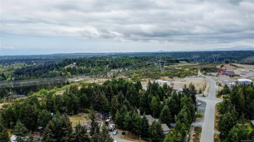 1868 Galvin Pl, Qualicum Beach, BC 