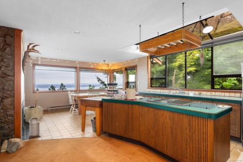 9911 Panorama Ridge Rd, Chemainus, BC 
