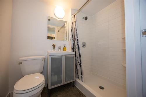 8A-791 Wall St, Winnipeg, MB 