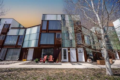 8A-791 Wall St, Winnipeg, MB 