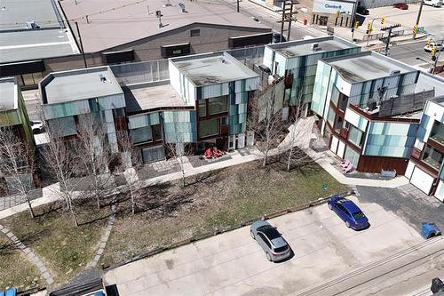 8A-791 Wall St, Winnipeg, MB 