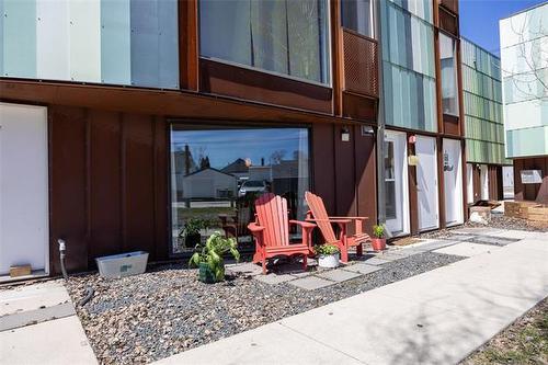 8A-791 Wall St, Winnipeg, MB 