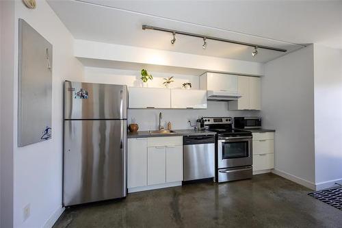 8A-791 Wall St, Winnipeg, MB 