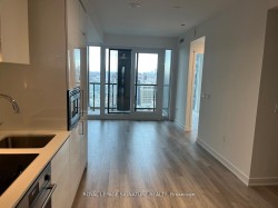 3310-238 Simcoe Street  Toronto, ON M5T 3B9