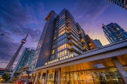 317-4K Spadina Avenue  Toronto, ON M5V 3Y9