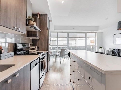 2102-51 East Liberty Street, Toronto, ON - Indoor Photo Showing Kitchen