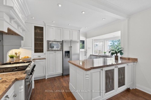 2 Pine Ridge Drive, Toronto, ON 