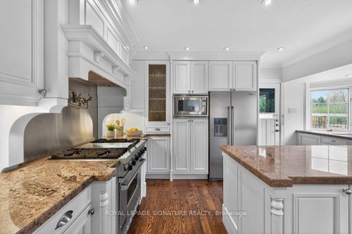 2 Pine Ridge Drive, Toronto, ON 