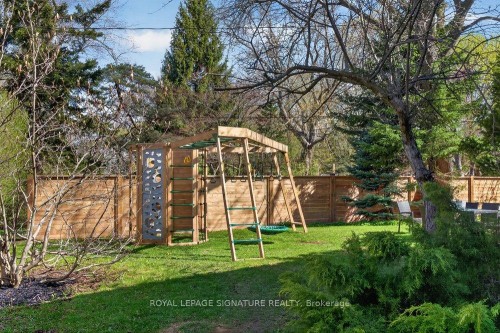 2 Pine Ridge Drive, Toronto, ON 