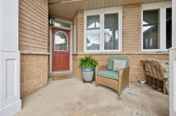 107-833 Scollard Court  Mississauga, ON L5V 2B4