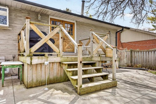 22 Rice Drive, King, ON - Outdoor With Deck Patio Veranda