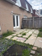 41 Town House Crescent  Brampton, ON L6W 3G3