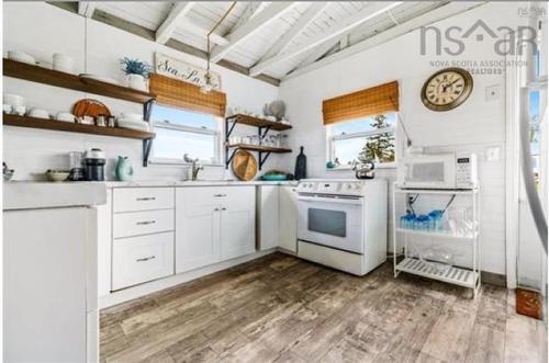 83 Red Cliff Drive, Seafoam, NS 
