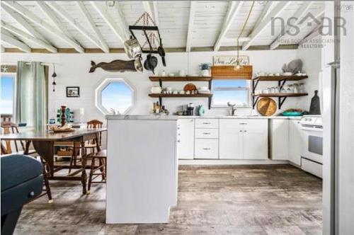 83 Red Cliff Drive, Seafoam, NS 