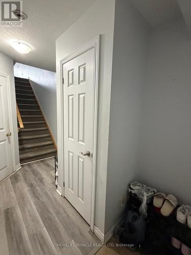 402 Linden Drive, Cambridge, ON - Indoor Photo Showing Other Room