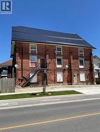 136 VICTORIA STREET Sarnia, ON N7T 2T1