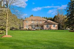 17 BRIDLE PATH Puslinch, ON N0B 2J0