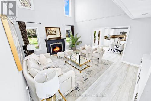 17 Bridle Path, Puslinch, ON - Indoor With Fireplace