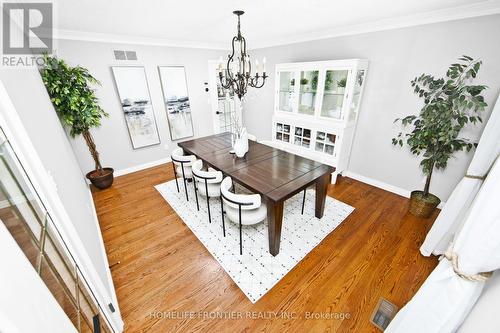 17 Bridle Path, Puslinch, ON - Indoor Photo Showing Dining Room