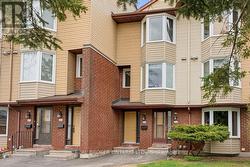 51 HAXBY PRIVATE  Ottawa, ON K1T 3B7