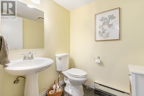 51 Haxby Private, Ottawa, ON - Indoor Photo Showing Bathroom