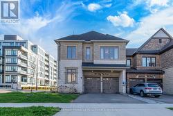 1504 YELLOW ROSE CIRCLE  Oakville, ON L6M 5L3
