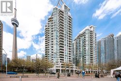 2707 - 228 QUEENS QUAY W Toronto, ON M5J 2X1
