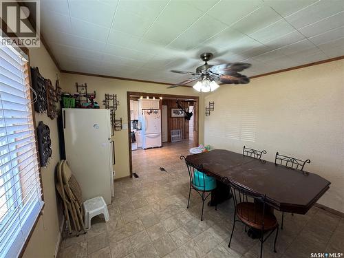 381 2Nd Street, Disley, SK - Indoor