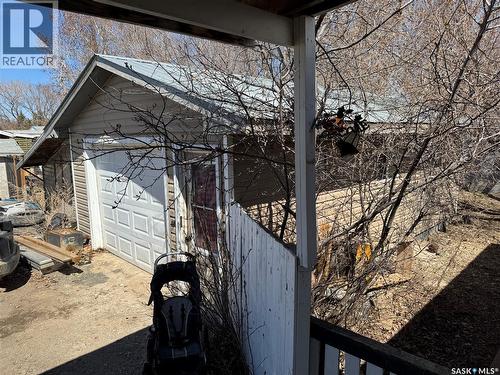 381 2Nd Street, Disley, SK - Outdoor