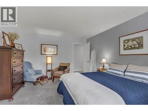 103 Eagle Drive, Kaleden, BC - Indoor Photo Showing Bedroom