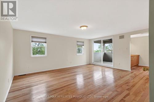 315 Eleventh Street E, Cornwall, ON - Indoor