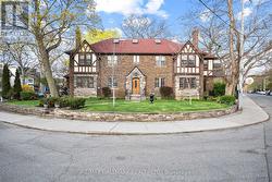 50 BENLAMOND AVENUE Toronto, ON M4E 1Y9