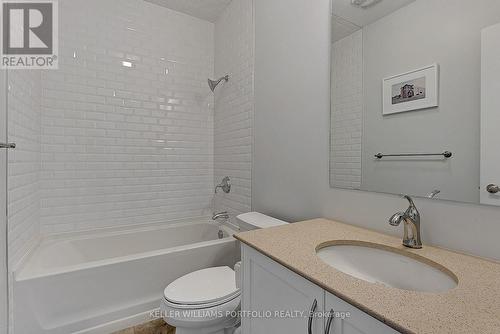 2016 Deerview Common, Oakville, ON - Indoor Photo Showing Bathroom