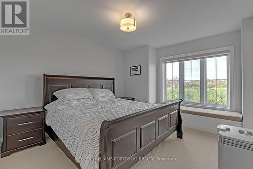 2016 Deerview Common, Oakville, ON - Indoor Photo Showing Bedroom