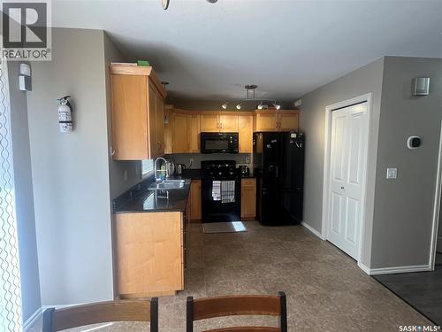 207 303 Slimmon Place, Saskatoon, SK - Indoor Photo Showing Kitchen
