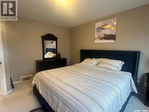 207 303 Slimmon Place, Saskatoon, SK - Indoor Photo Showing Bedroom