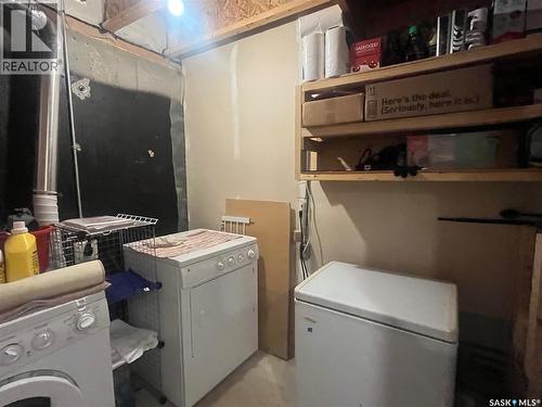 207 303 Slimmon Place, Saskatoon, SK - Indoor Photo Showing Laundry Room