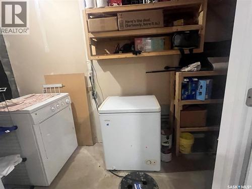207 303 Slimmon Place, Saskatoon, SK - Indoor Photo Showing Laundry Room