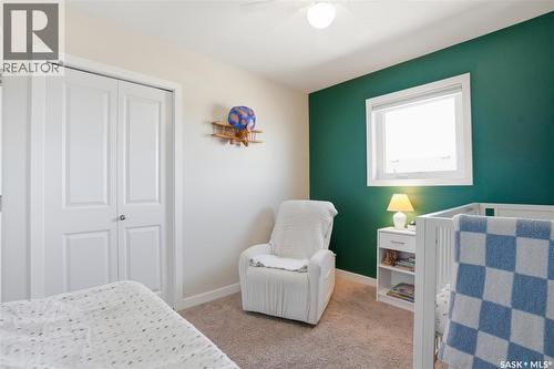 983 Pringle Cove, Saskatoon, SK - Indoor Photo Showing Bedroom