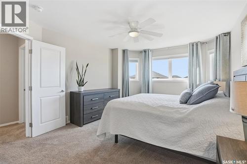983 Pringle Cove, Saskatoon, SK - Indoor Photo Showing Bedroom