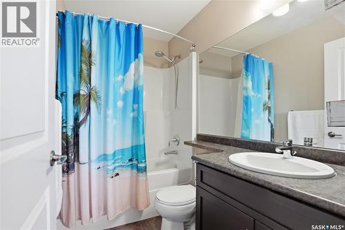 983 Pringle Cove, Saskatoon, SK - Indoor Photo Showing Bathroom