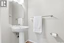 983 Pringle Cove, Saskatoon, SK  - Indoor Photo Showing Bathroom 