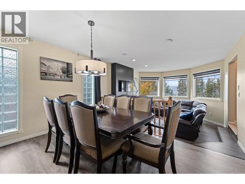 3257 Juniper Drive, Naramata, BC - Indoor Photo Showing Dining Room