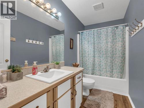 3257 Juniper Drive, Naramata, BC - Indoor Photo Showing Bathroom