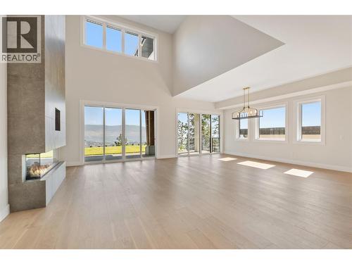 258 Summer Wood Drive, Kelowna, BC - Indoor