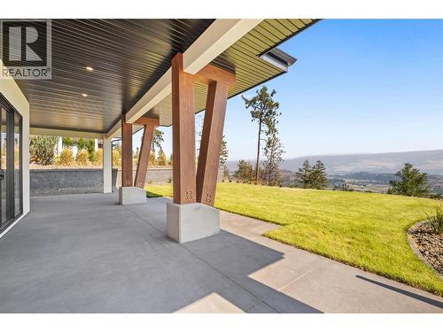258 Summer Wood Drive, Kelowna, BC - Outdoor