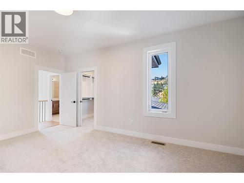 258 Summer Wood Drive, Kelowna, BC - Indoor Photo Showing Other Room