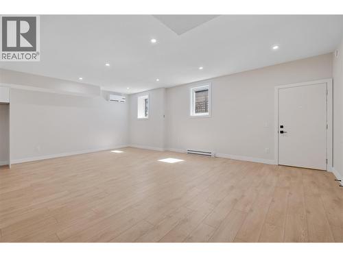258 Summer Wood Drive, Kelowna, BC - Indoor Photo Showing Other Room