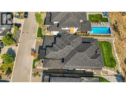 258 Summer Wood Drive, Kelowna, BC - Outdoor With In Ground Pool