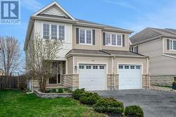 124 CEDARDOWN PRIVATE Ottawa, ON K2J 0W2